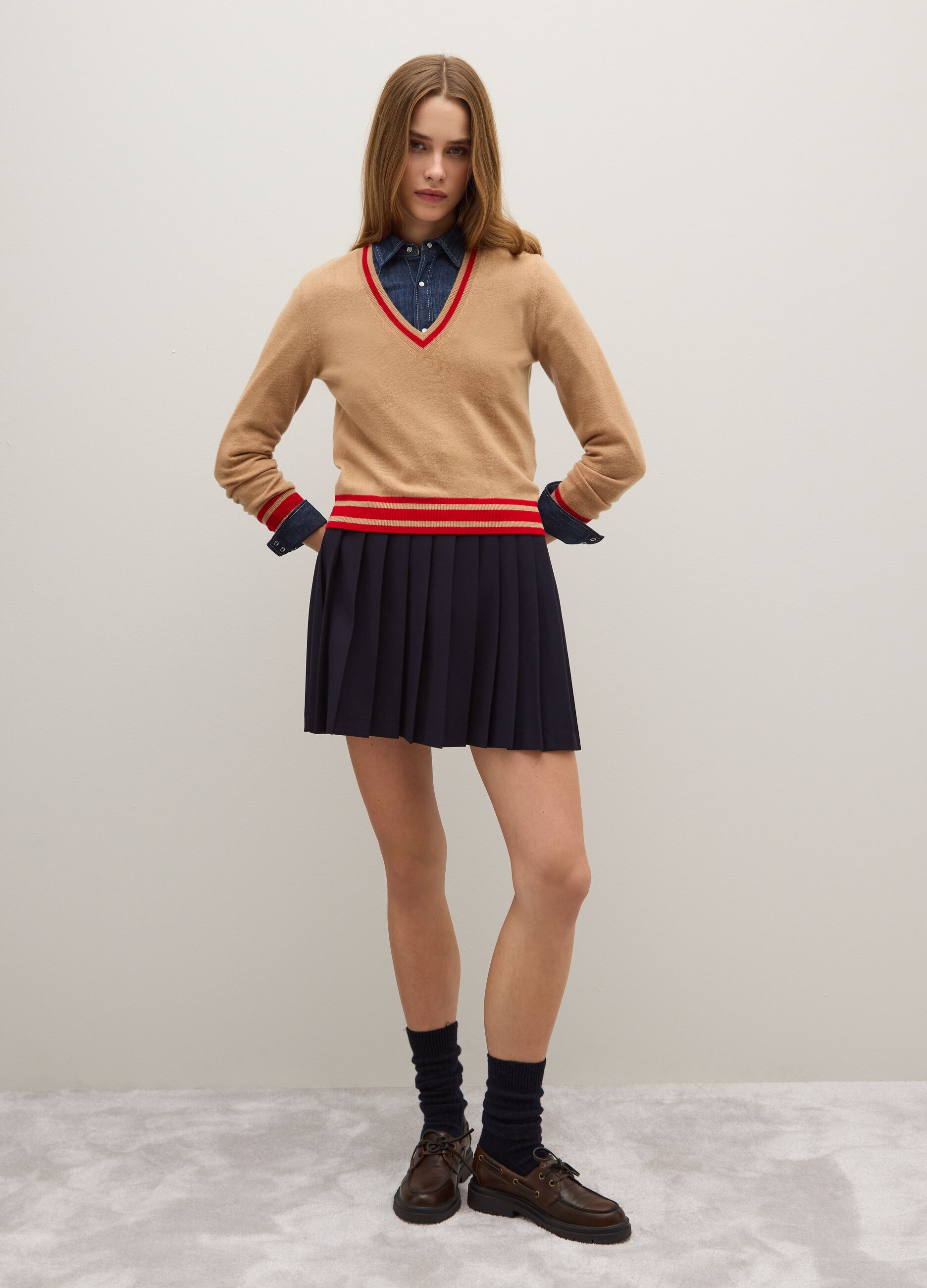 Beige pure wool V-neck striped pullover