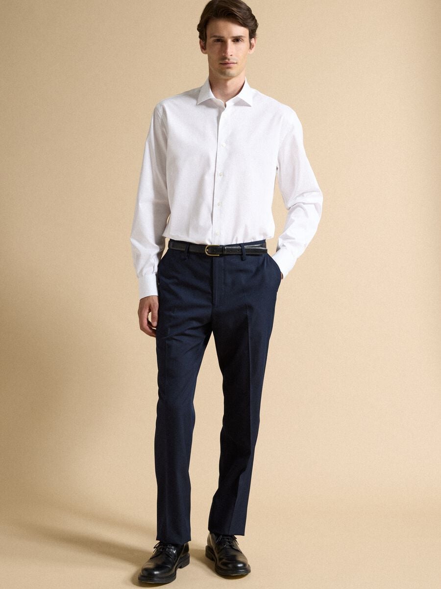 Camicia bianca in puro cotone con collo classico_2