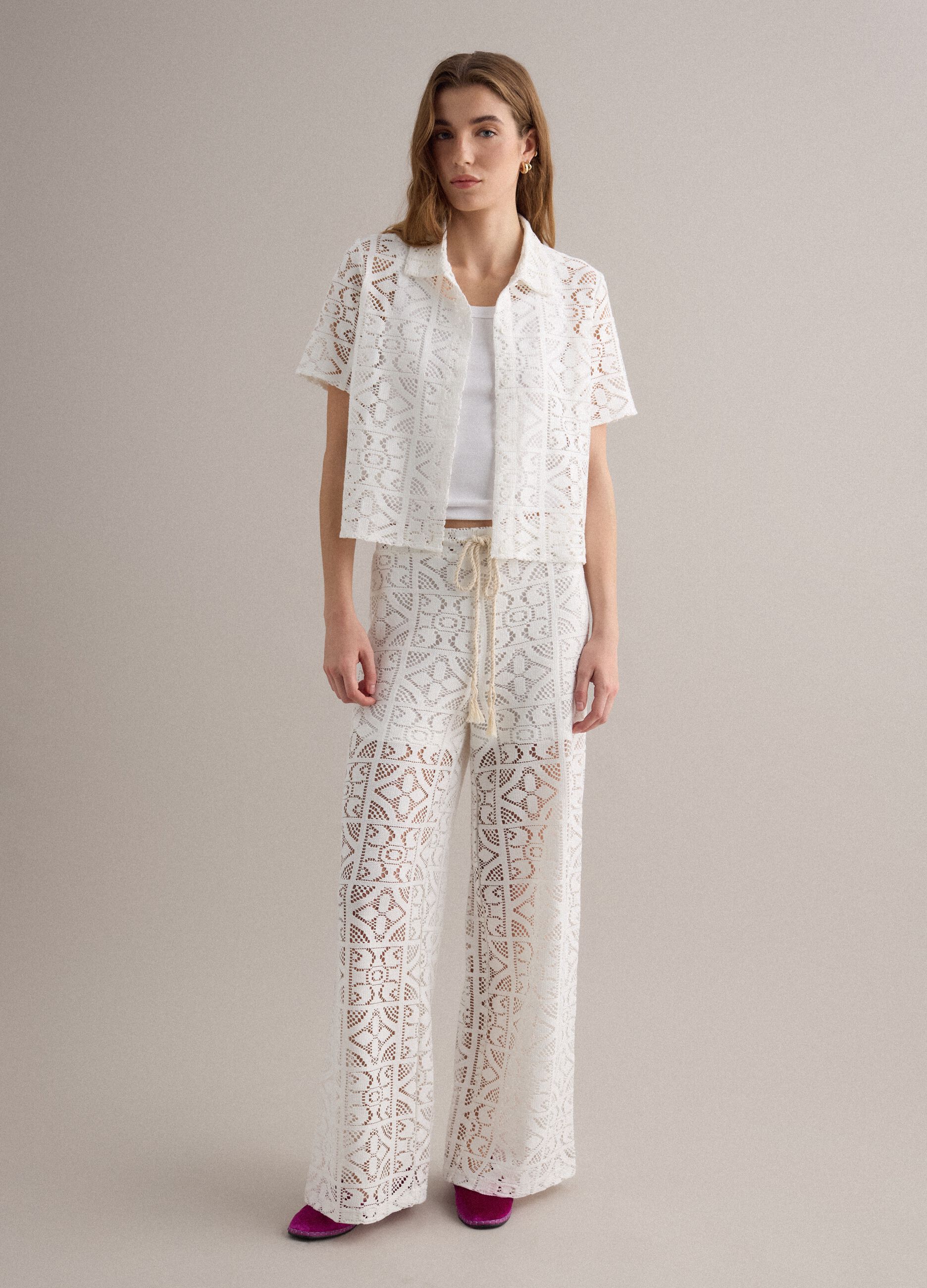 White perforated short-sleeve polo shirt, regular fit