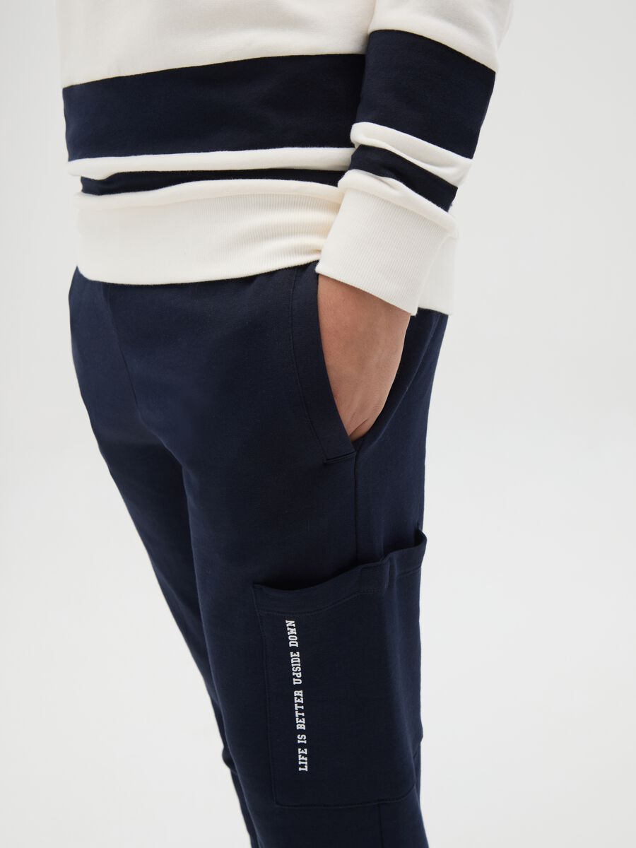 Fleece joggers with drawstring and print_2