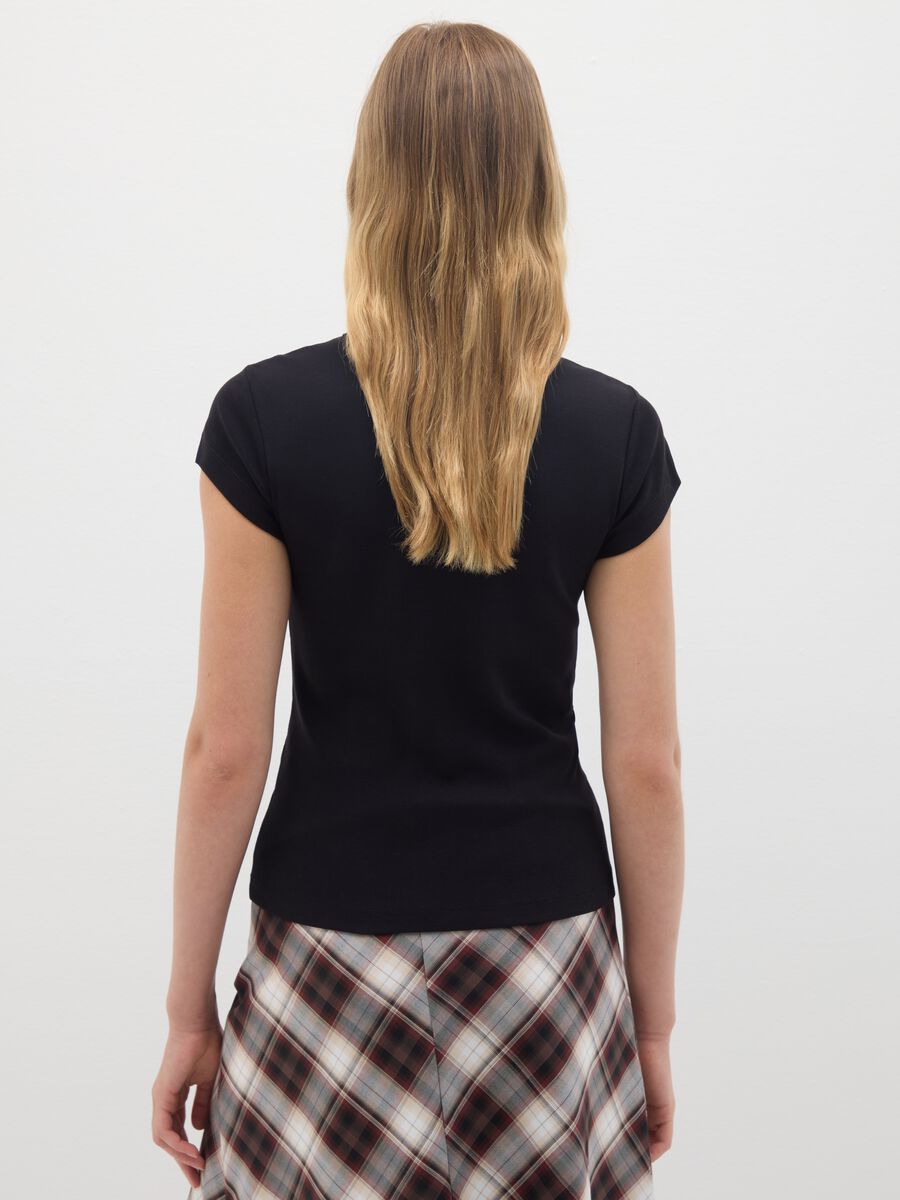 T-shirt in puro cotone nero slim fit con ricamo_3