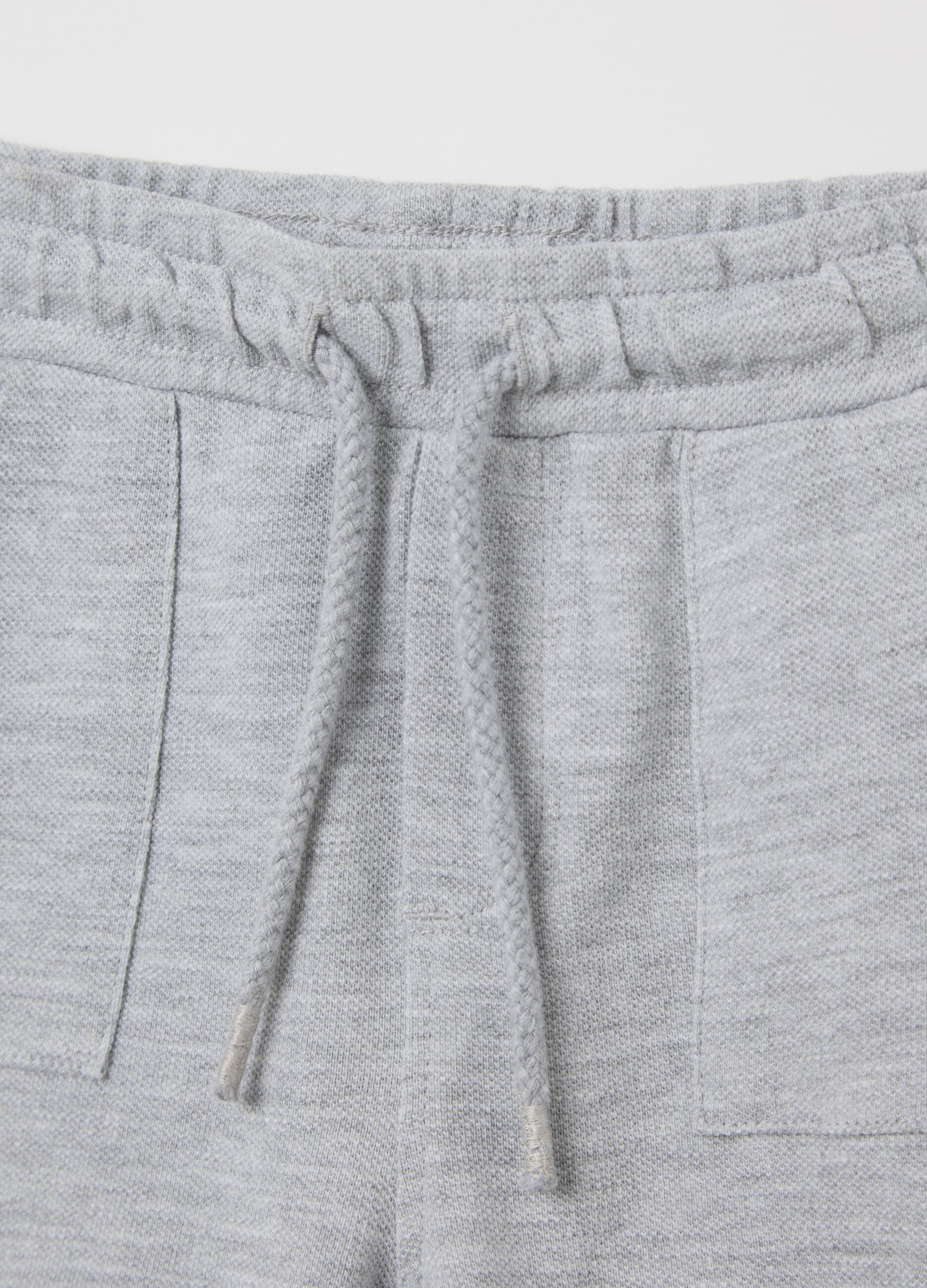 Grey shorts in cotton and viscose with drawstring