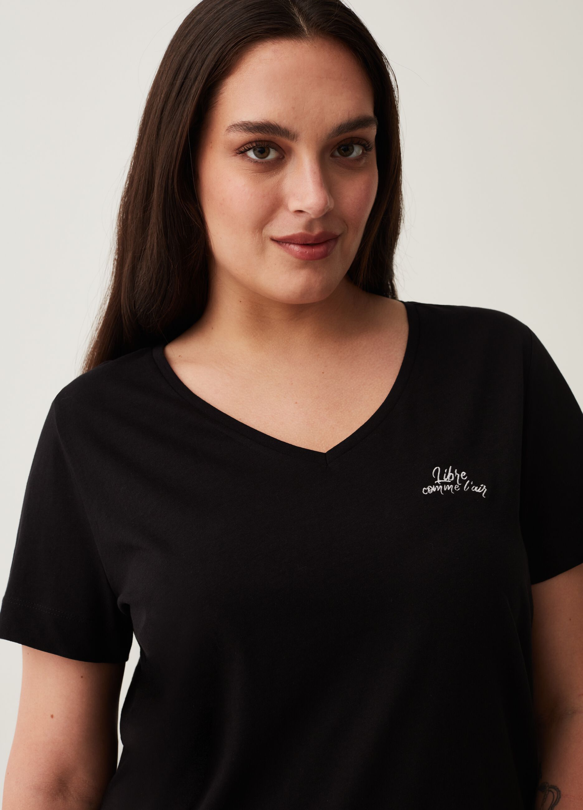 T-shirt in cotone con ricamo lettering Curvy_1