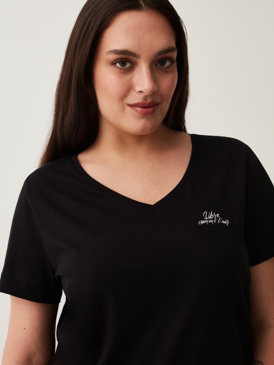 T-shirt in cotone con ricamo lettering Curvy_1