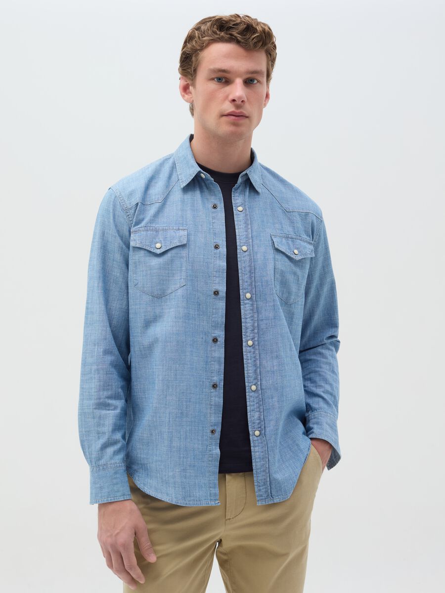 Denim shirt with pockets_0