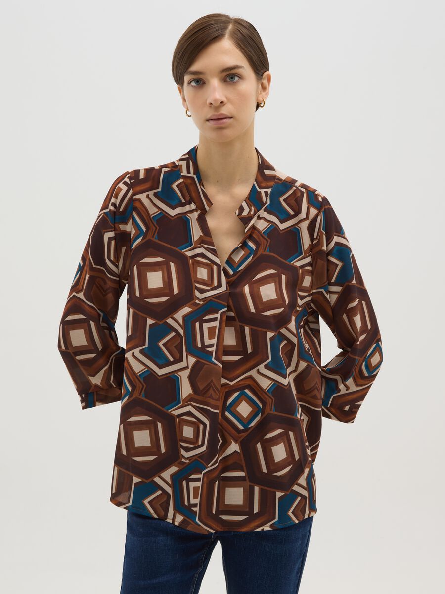 Maglia a maniche lunghe multicolor regular fit con fantasia geometrica_0