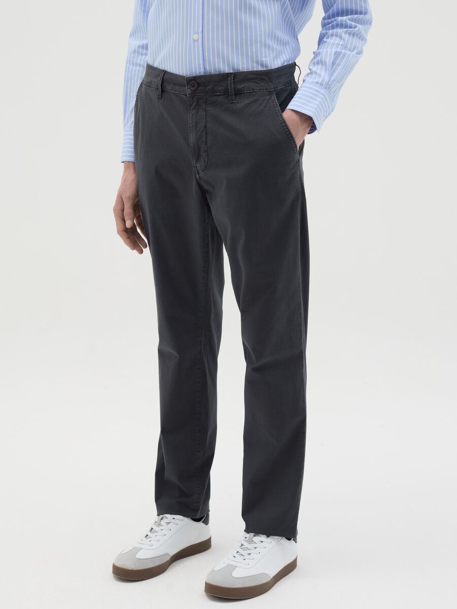Chino trousers in poplin_1