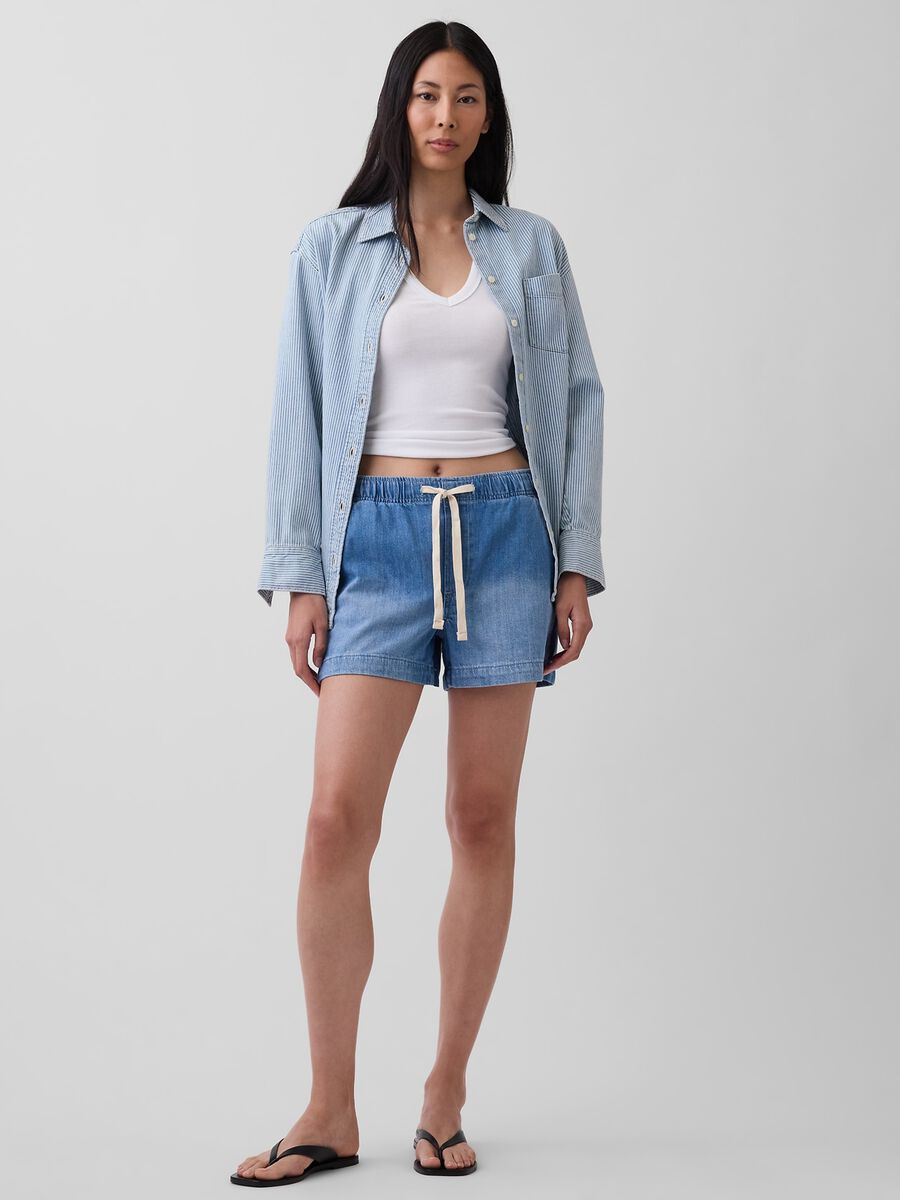 Shorts denim in misto cotone e lyocell_0