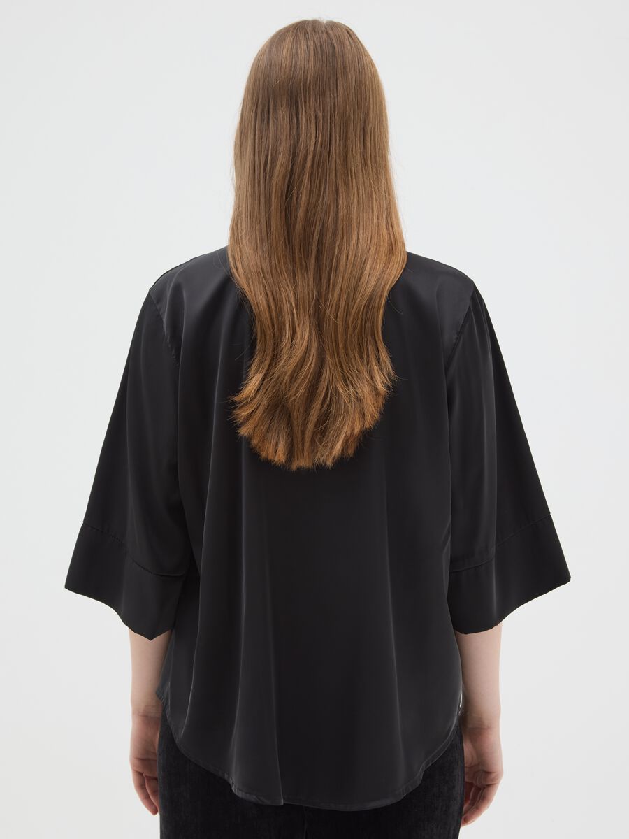 Blusa nera regular fit_2