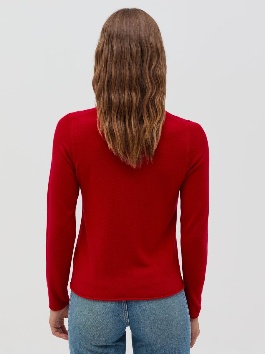 Top with round neck and small fold_2