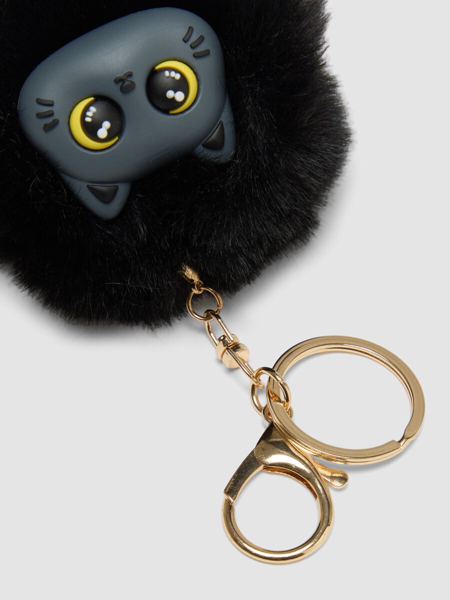 Black keyring with pompom and kitten for girls_2