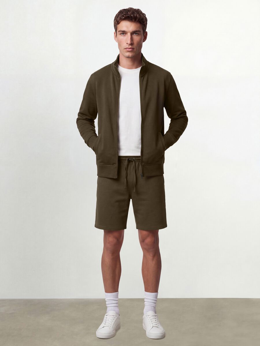 Shorts verdi in misto cotone con vita elasticizzata regular fit_0