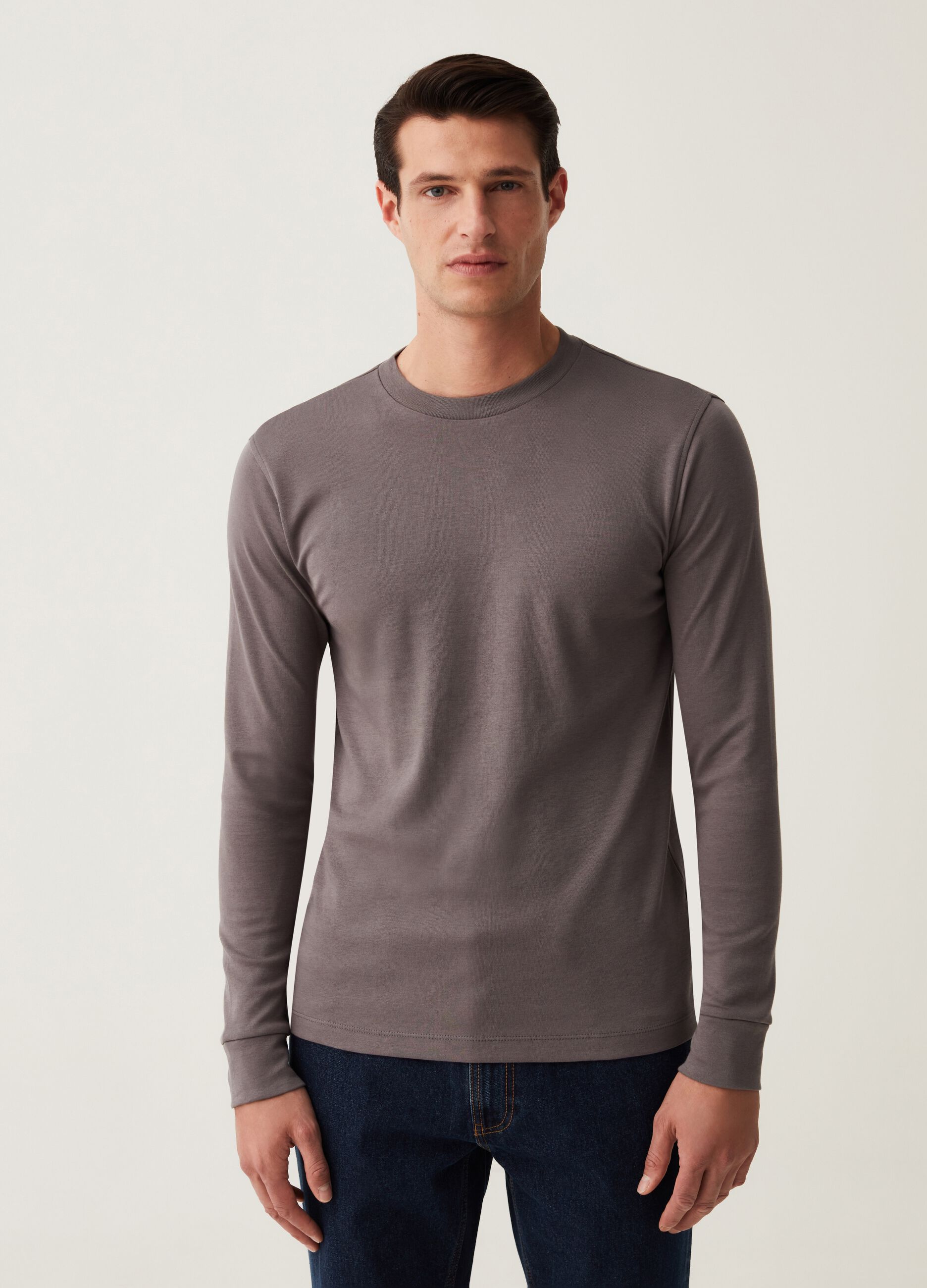T-shirt a maniche lunghe scollo rotondo_1