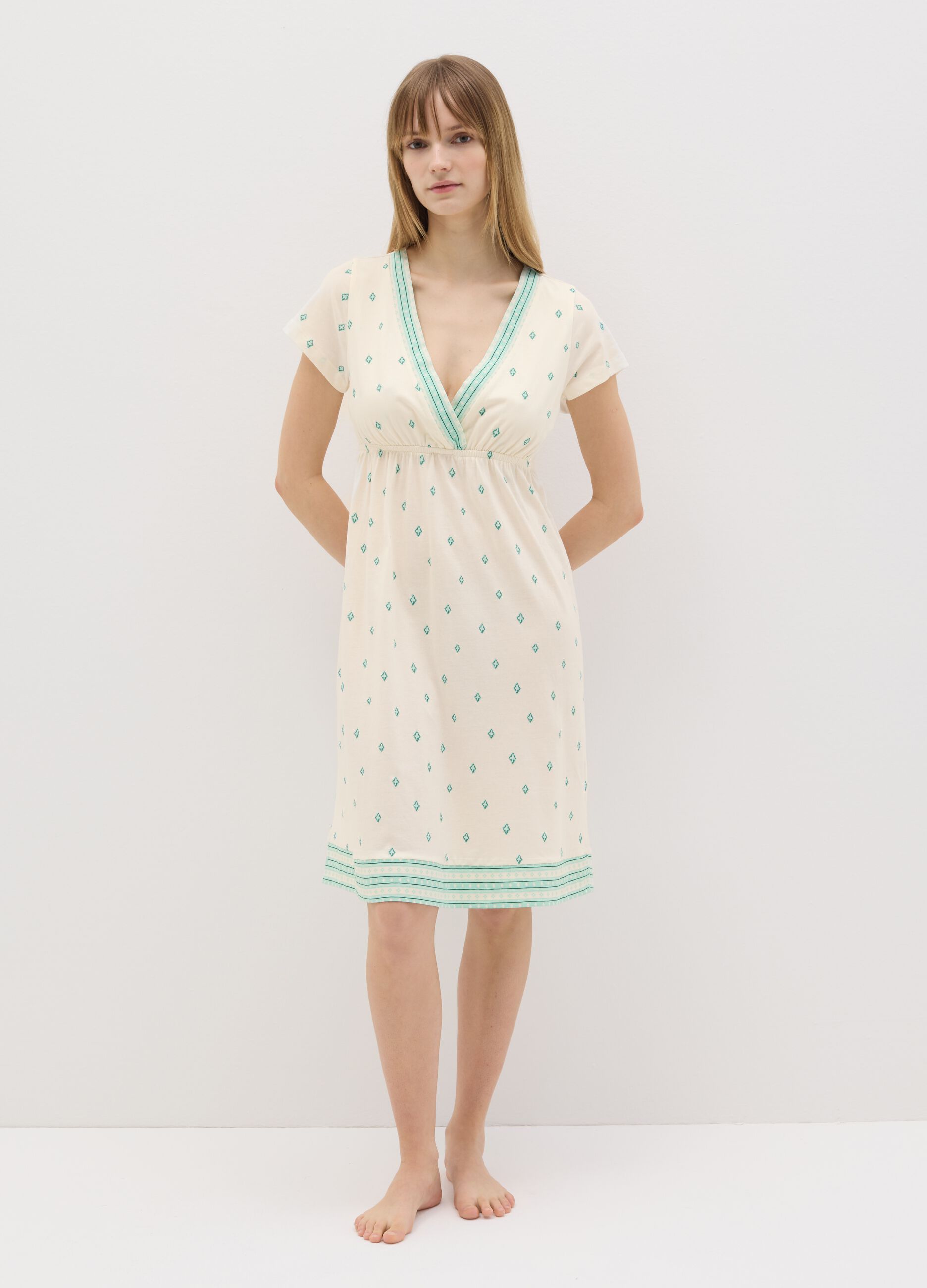 White cotton nightgown with ethnic print