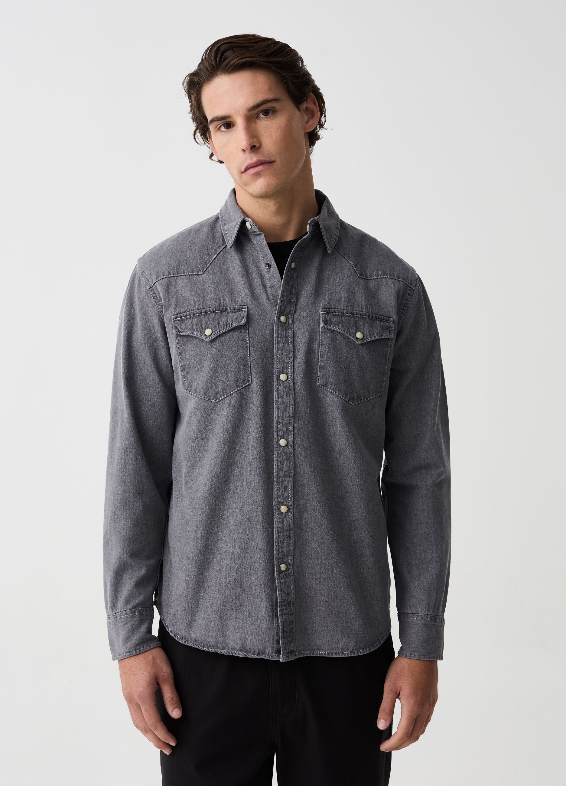 Camicia western in denim con bottoni perlati