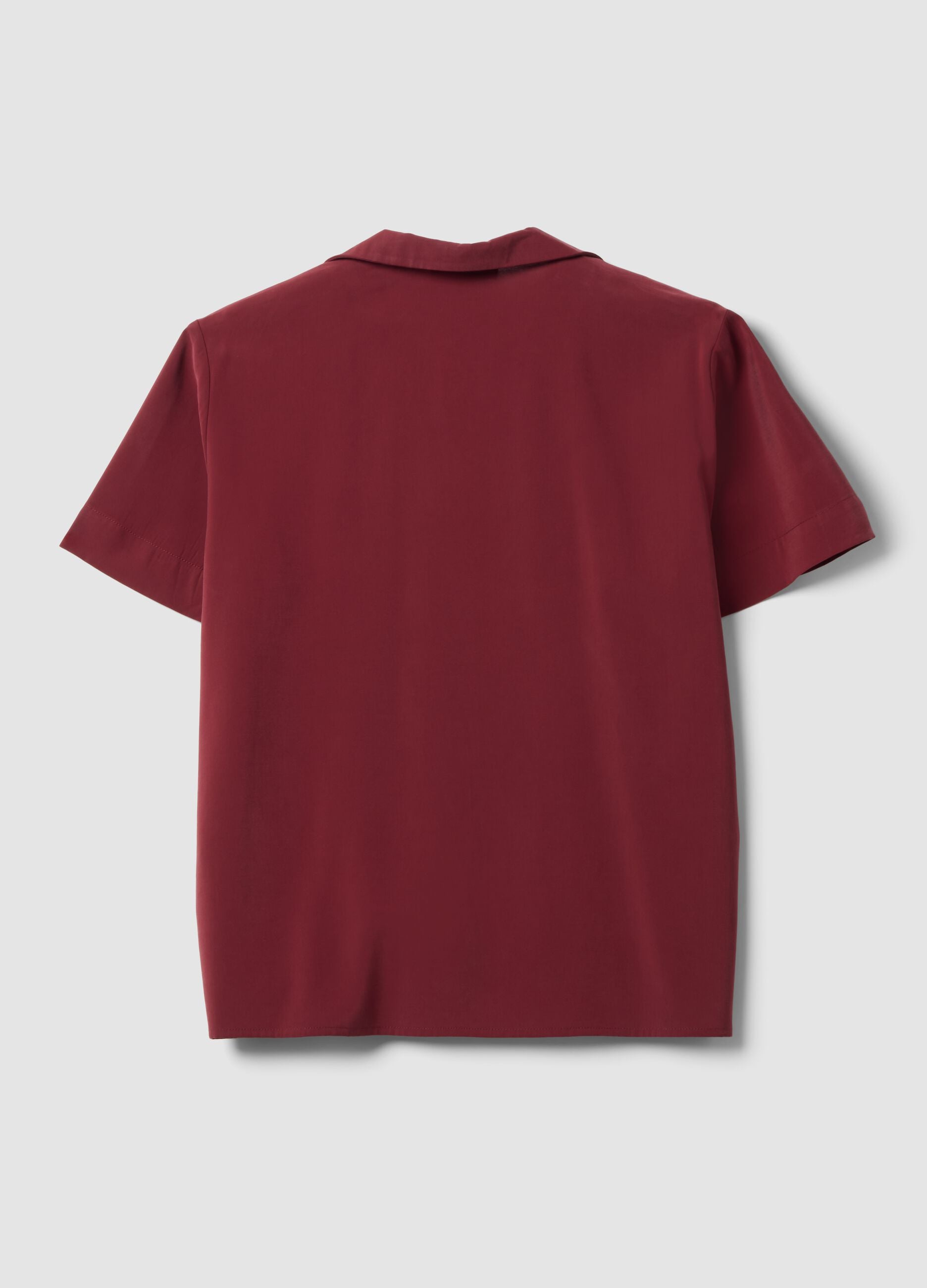 Camicia over fit rossa in misto viscosa a maniche corte