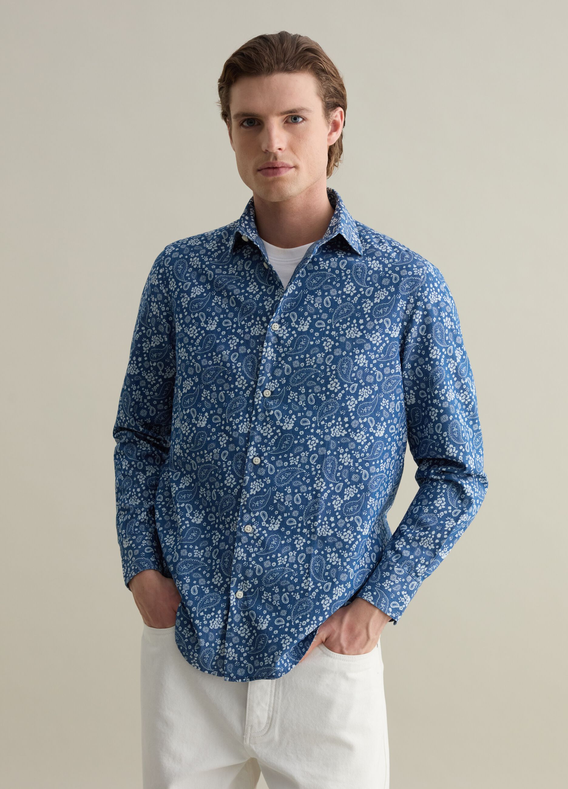 Cotton shirt with paisley print