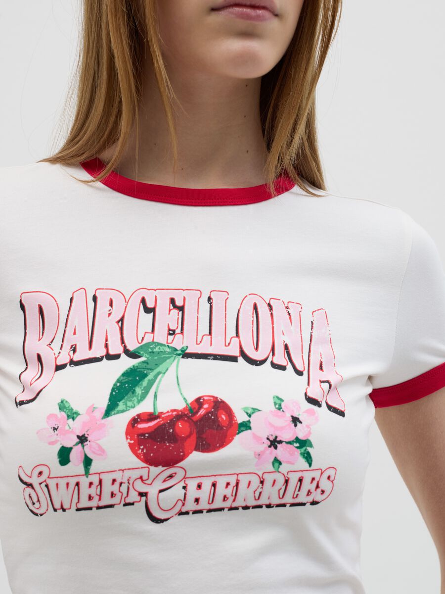T-shirt with contrasting edging and print_2