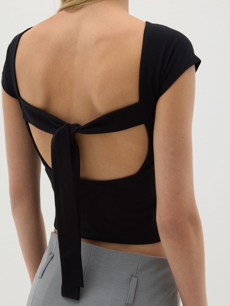 Women's black fitted stretch cotton t-shirt with bow_2