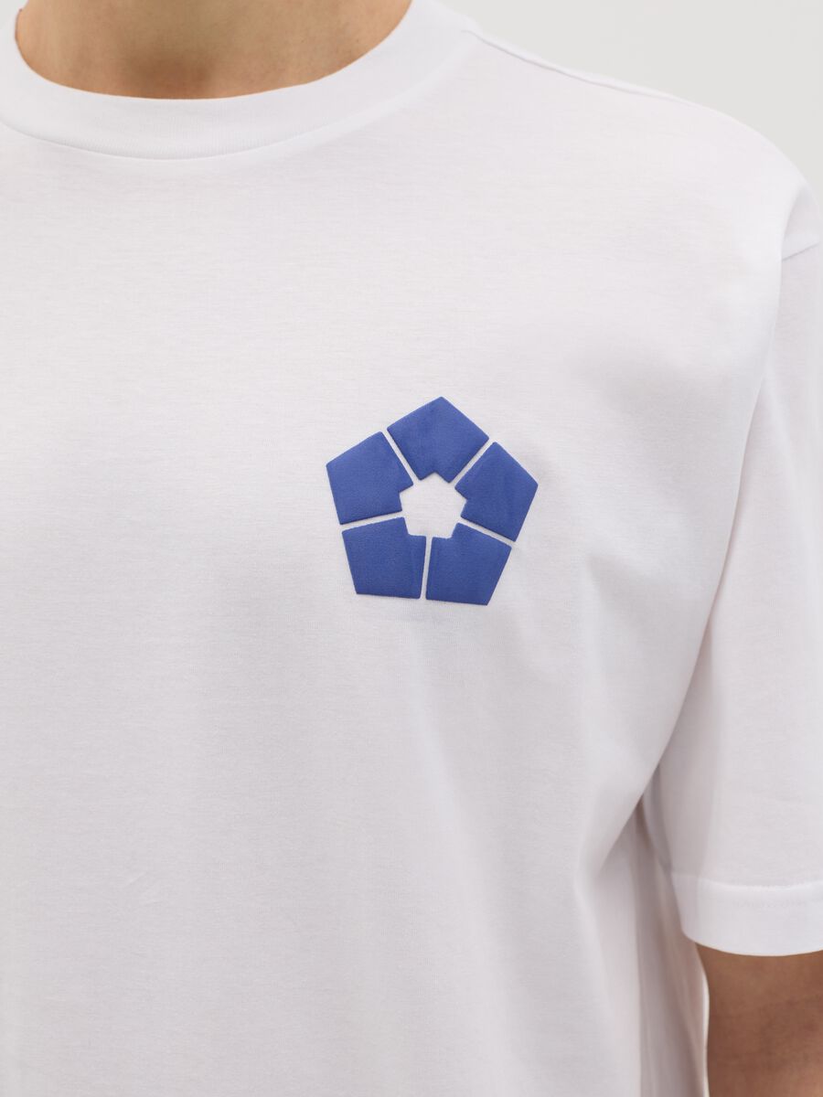 White T-shirt with Seishiro Nagi print_3