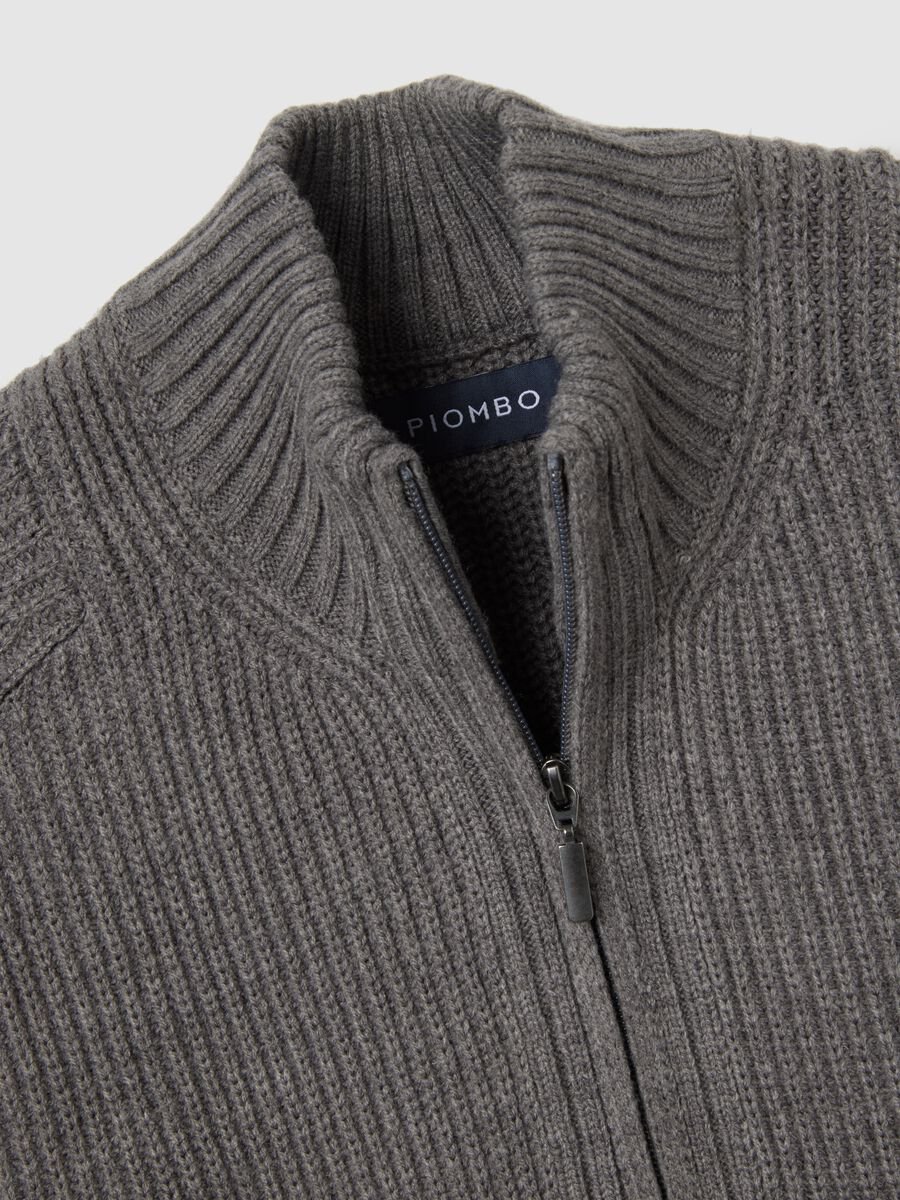 Ribbed Grey Cardigan_5