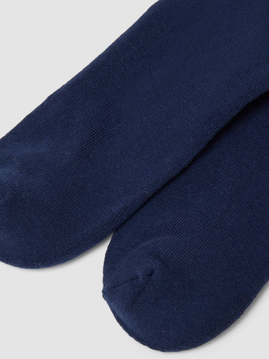 Calze sportive blu in cotone elasticizzato con logo ricamato_2