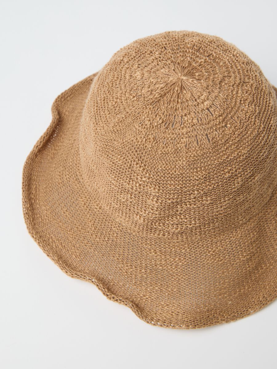 Brown cloche hat with knitted design_2