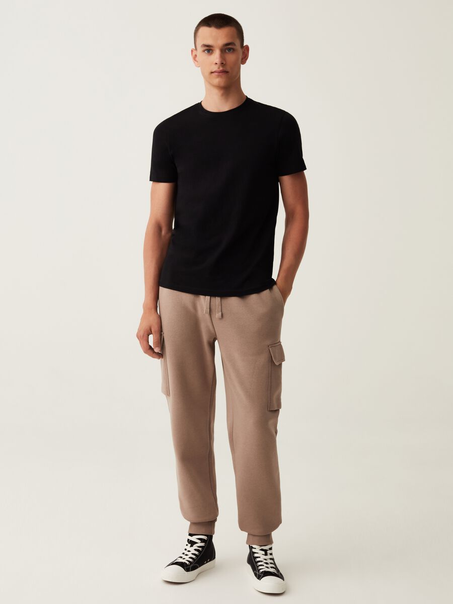 Joggers cargo in felpa con coulisse_0