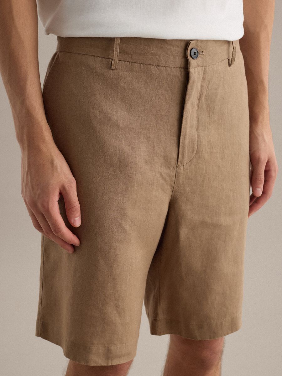 Bermuda in puro lino marroni regular fit_3