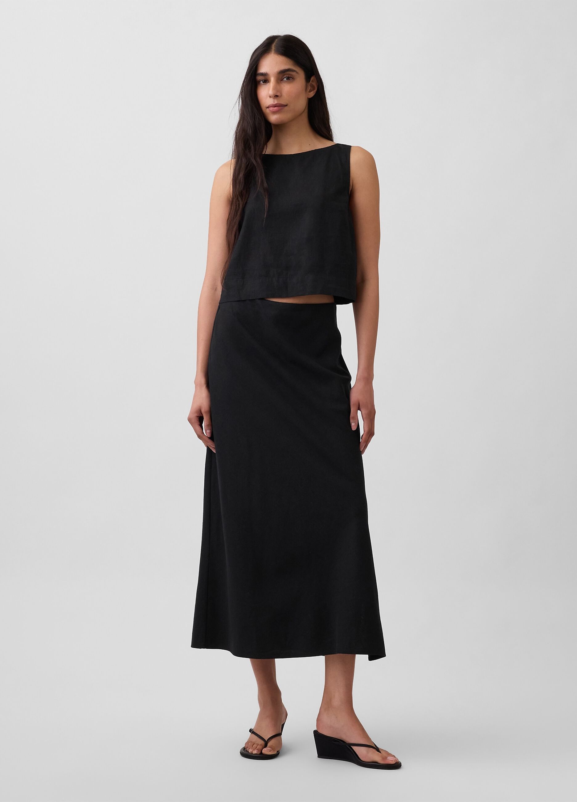 Long linen-blend skirt