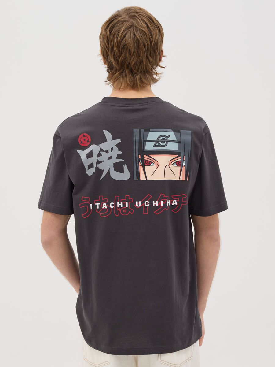 Black T-shirt with Itachi Uchiha print_2