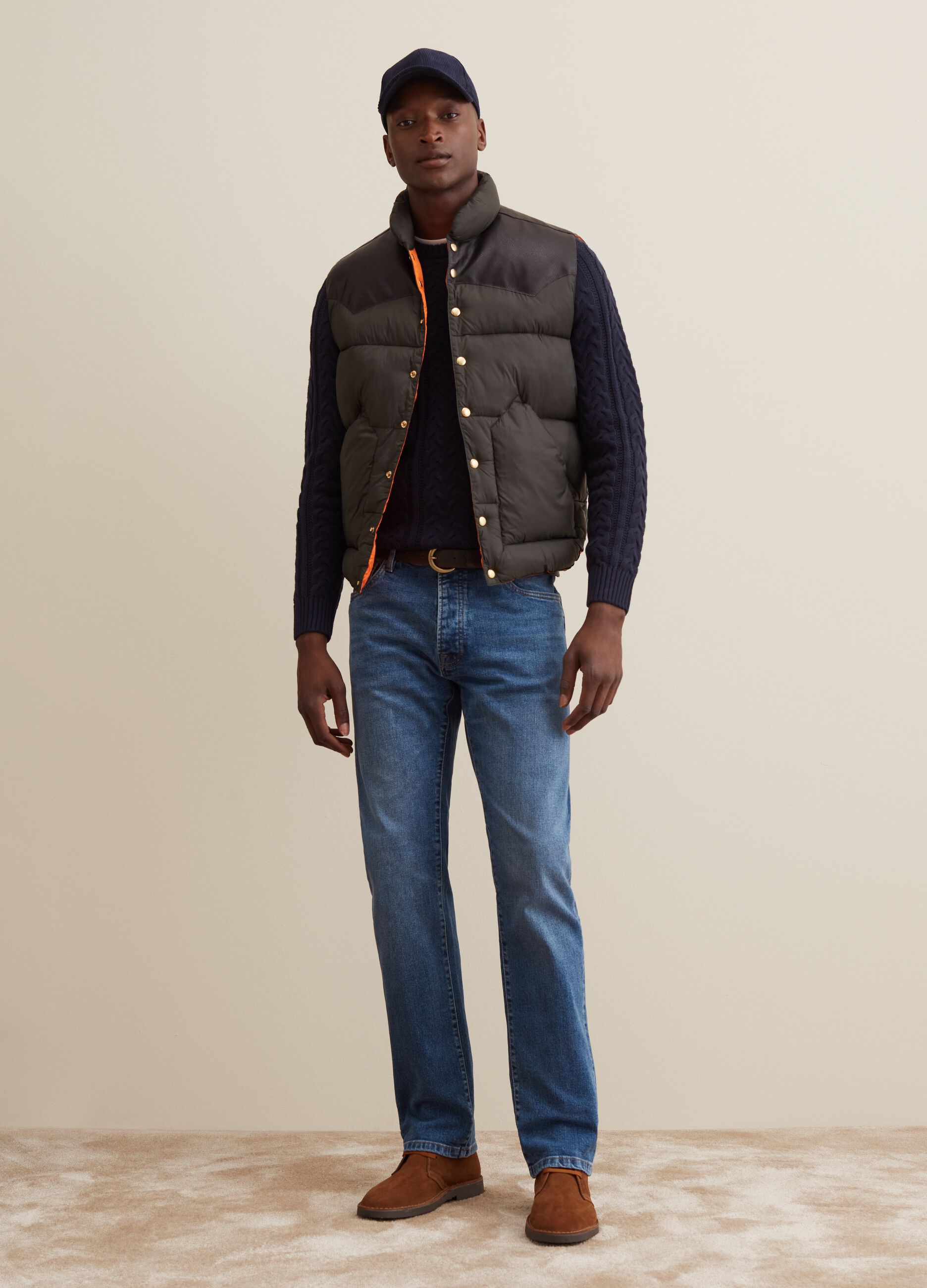 Gilet trapuntato a collo alto_2