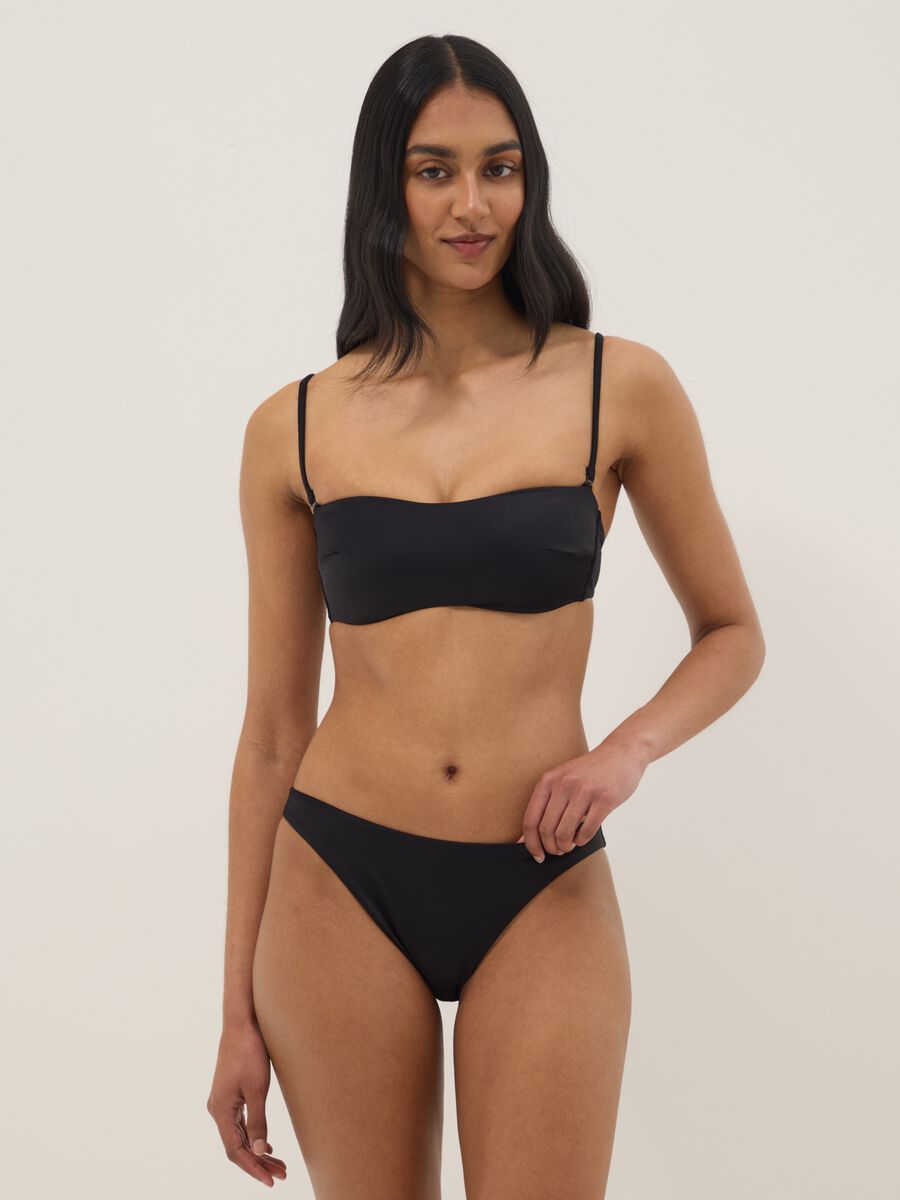 Black stretchy bikini bottoms_0