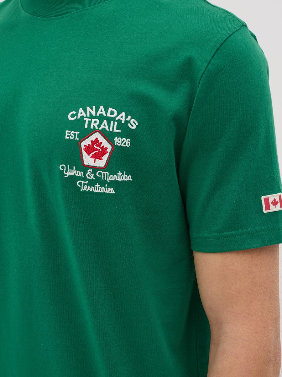 Canada's Trail green T-shirt with embroidery_3