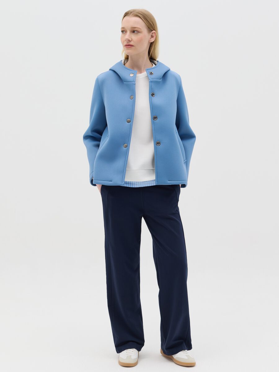 Short jacket with hood and buttons_1