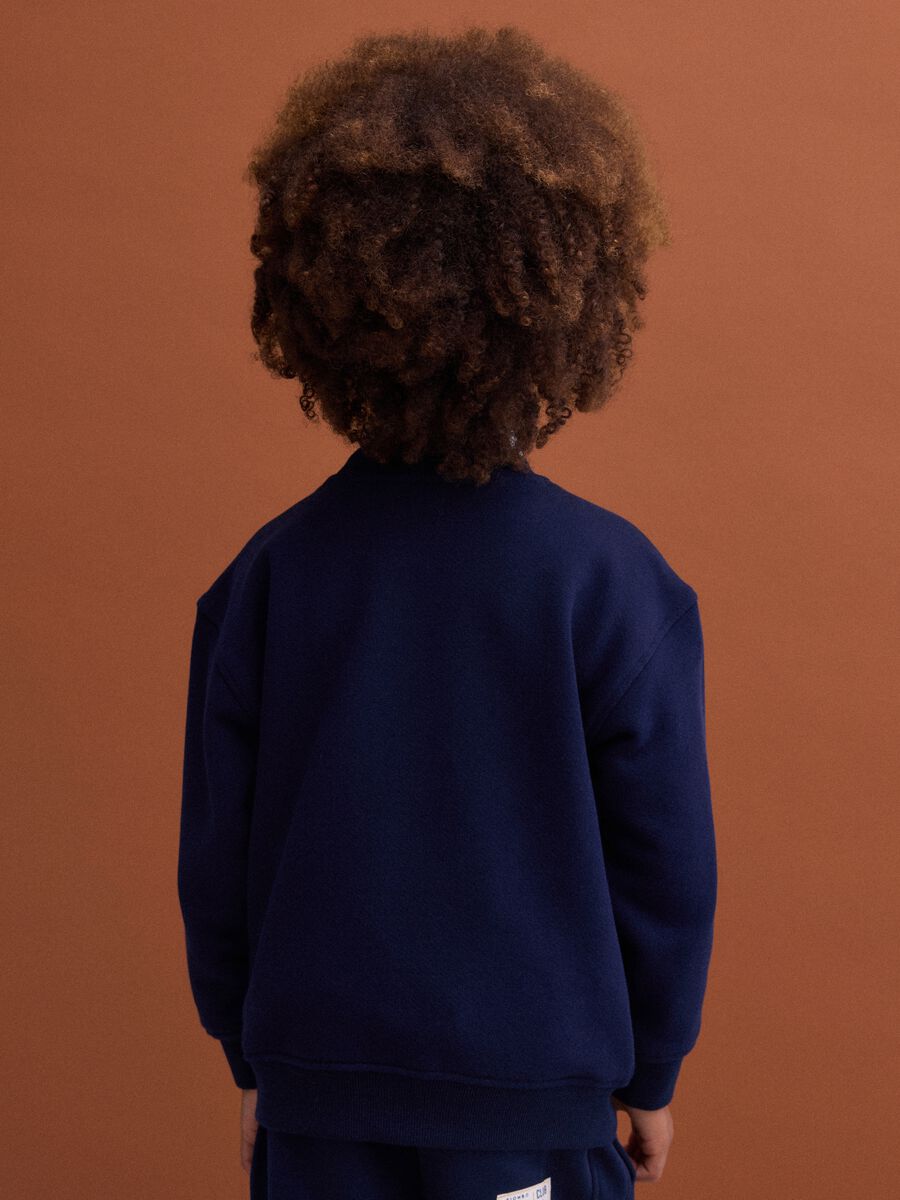 Blue oversized sweatshirt in pure organic cotton with print_2