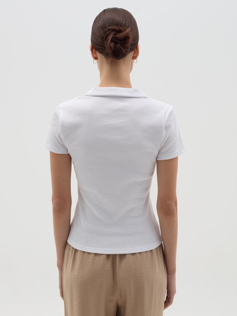T-shirt with polo neck_3