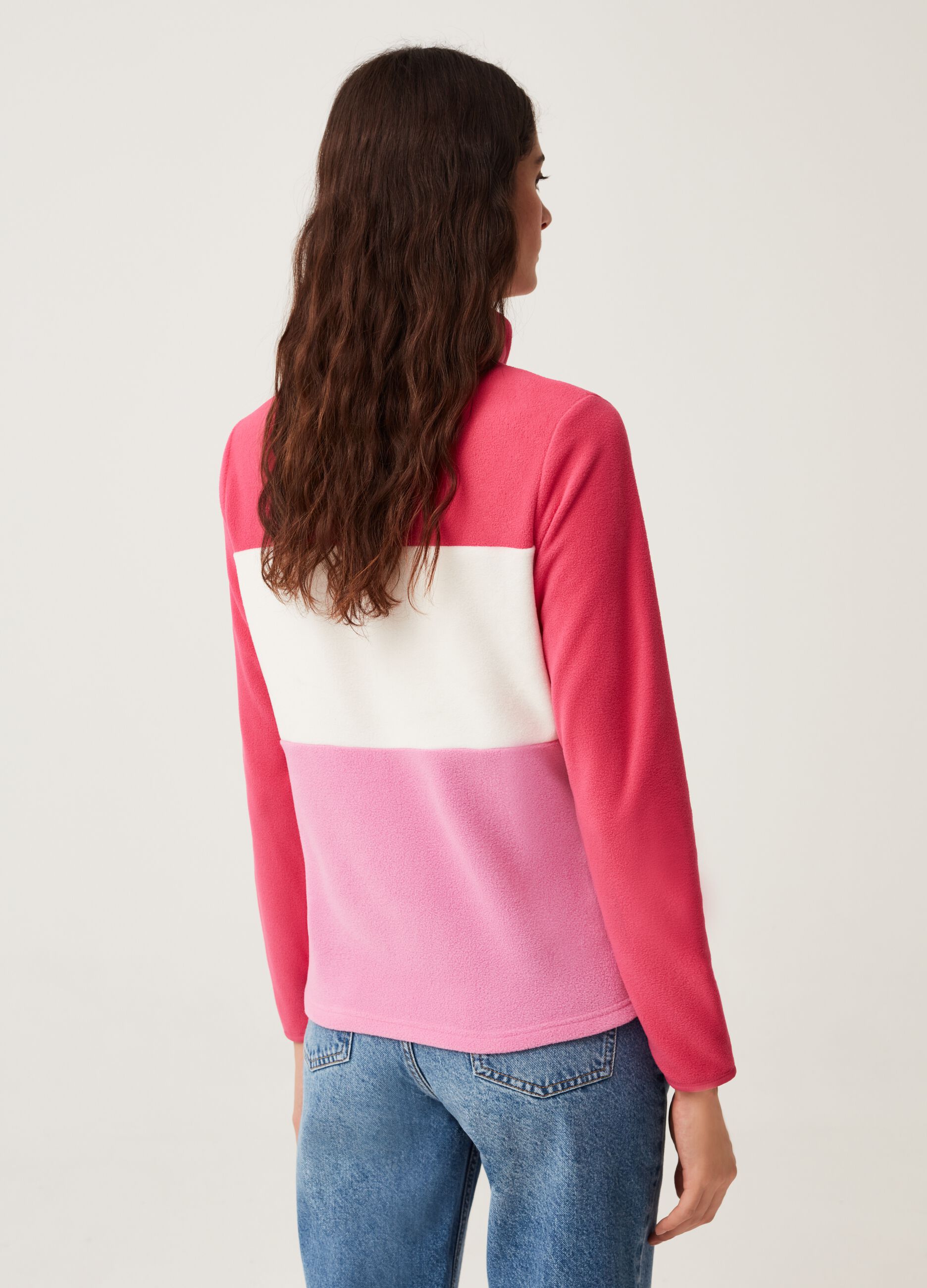 Full-zip in pile color block_2