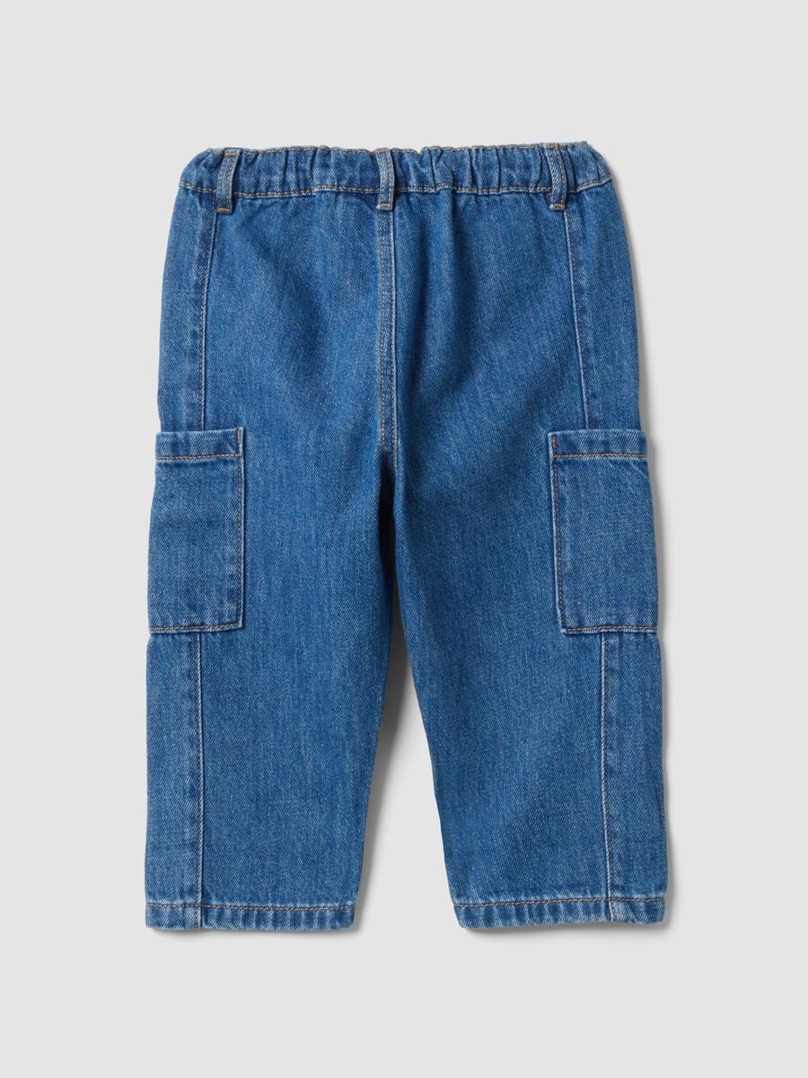 Pantaloni blu in denim cargo in misto cotone e viscosa per bimbo_1