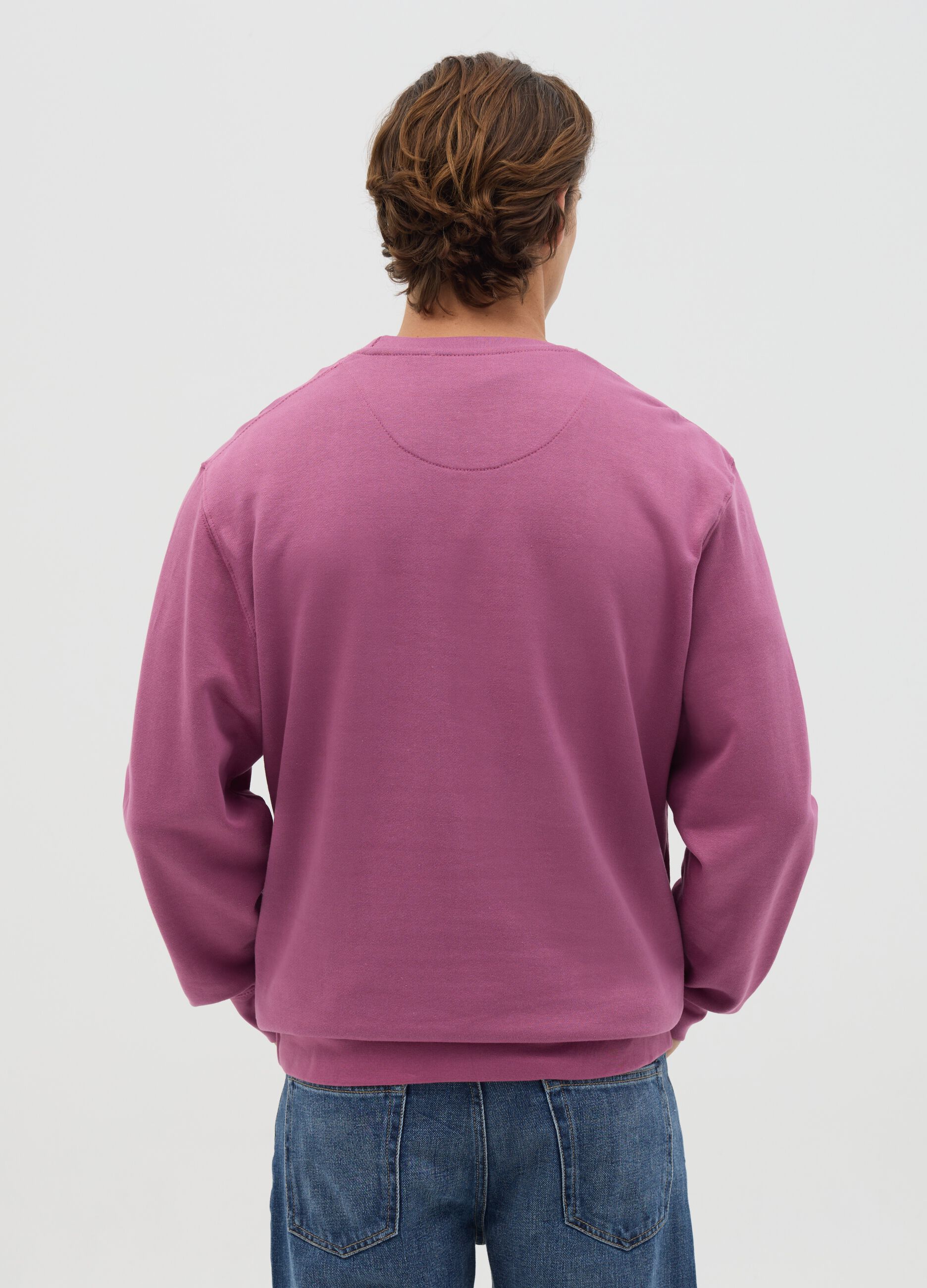Oversized sweatshirt with round neck
