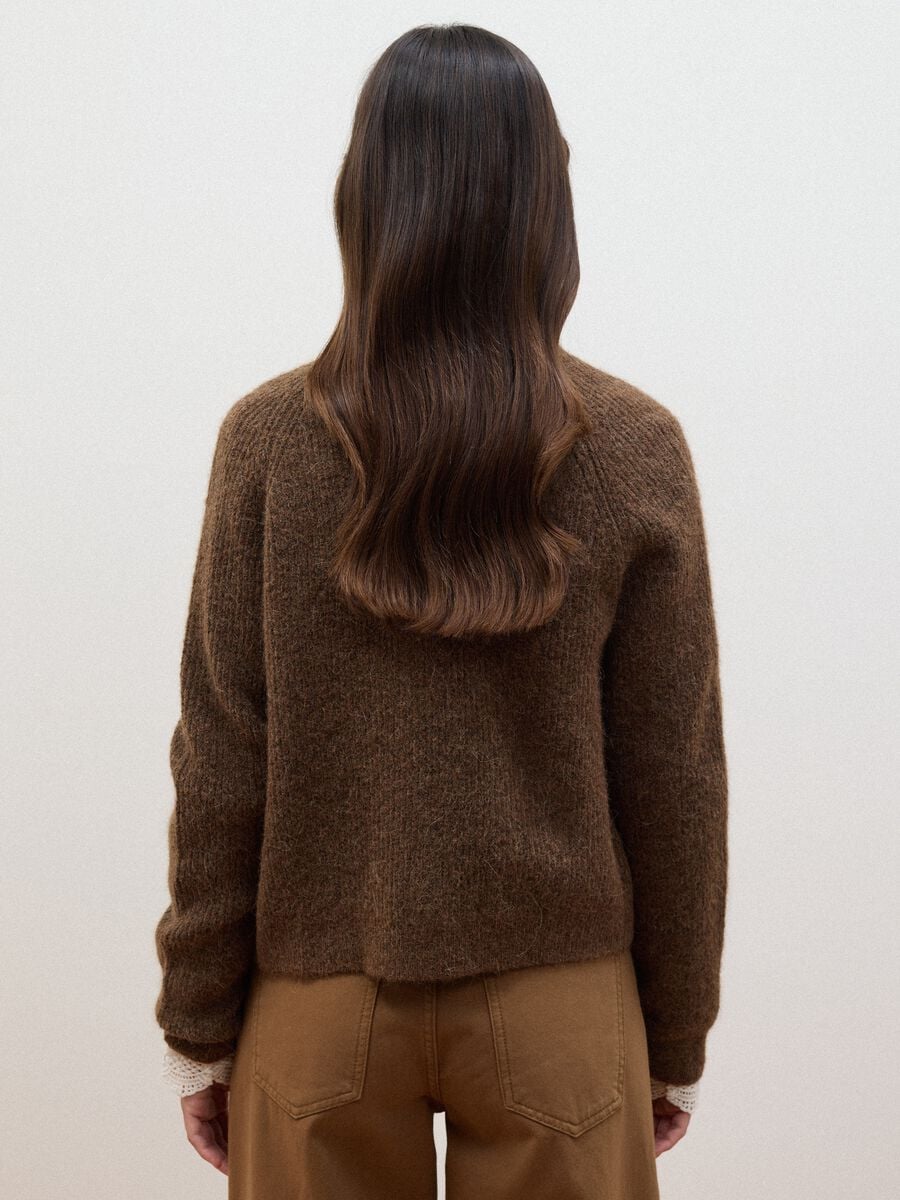 Brown stretchy wool and alpaca crew-neck cardigan_3
