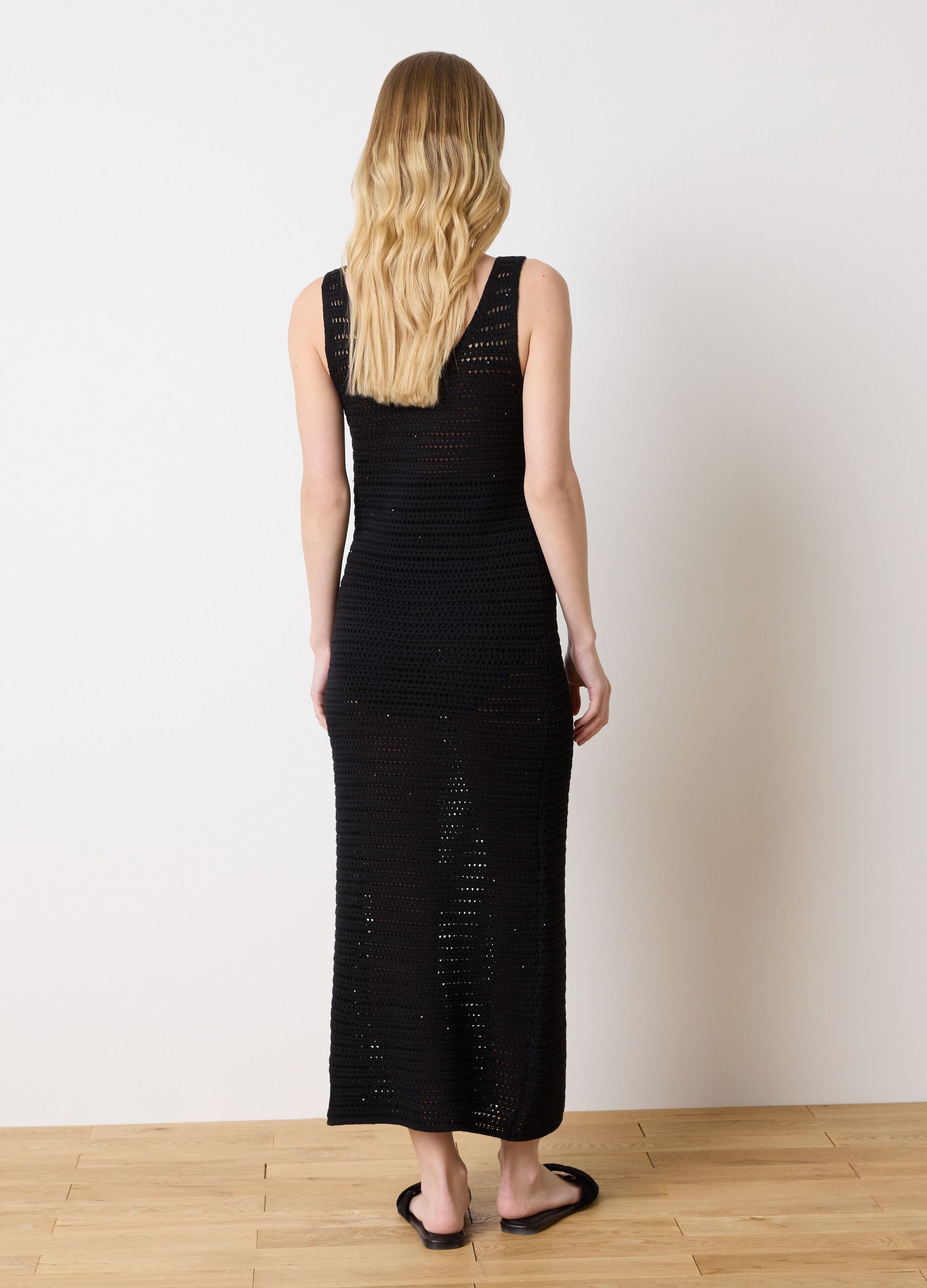 Vestito lungo smanicato crochet
