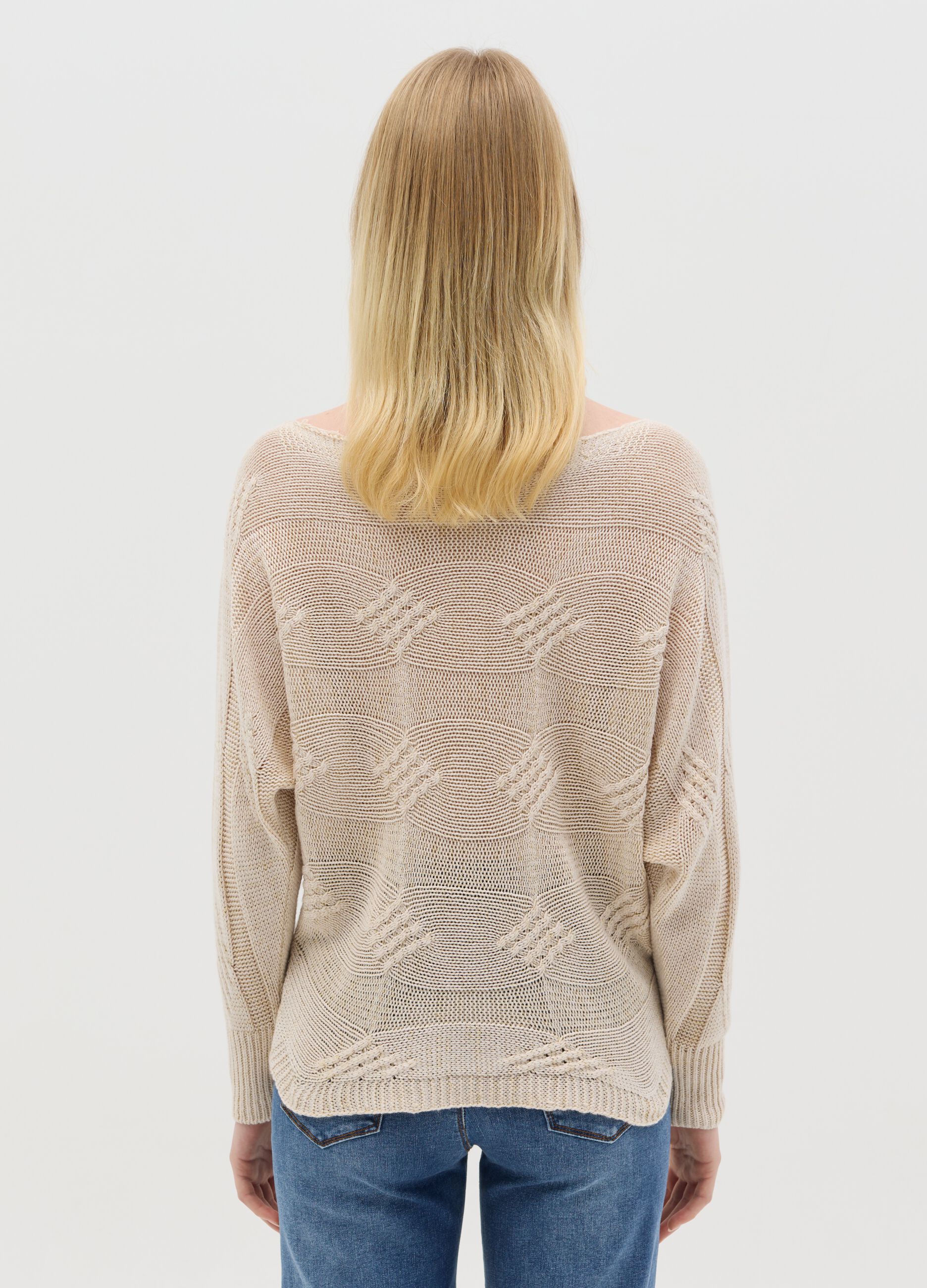 Beige long-sleeved top with design