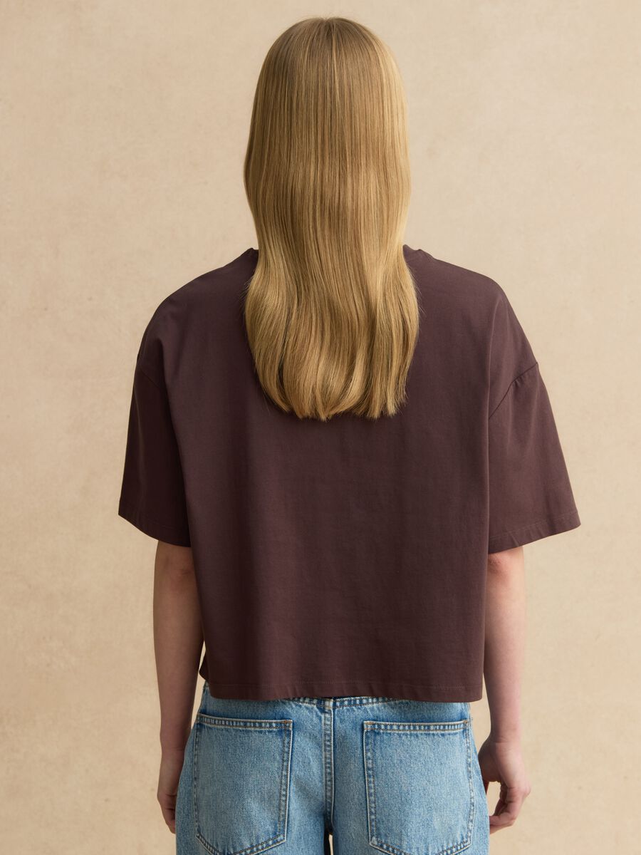 T-shirt in puro cotone marrone regular fit con ricami_3