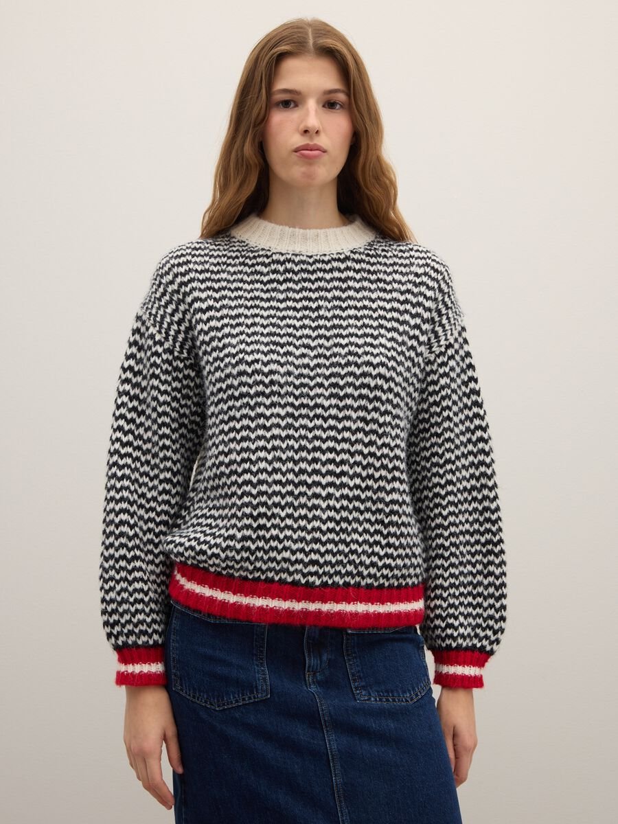 Multicolour striped regular fit sweater_1