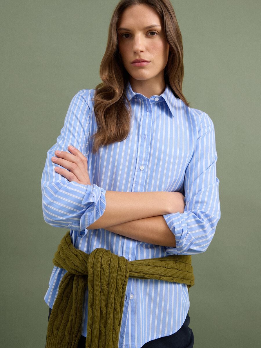 Camicia azzurra a righe bianche in popeline regular fit_0