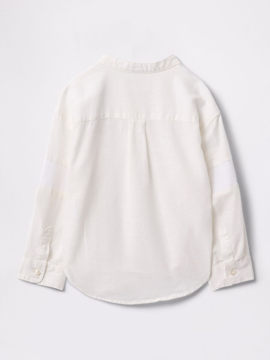 White linen and cotton shirt with teddy bear embroidery_1