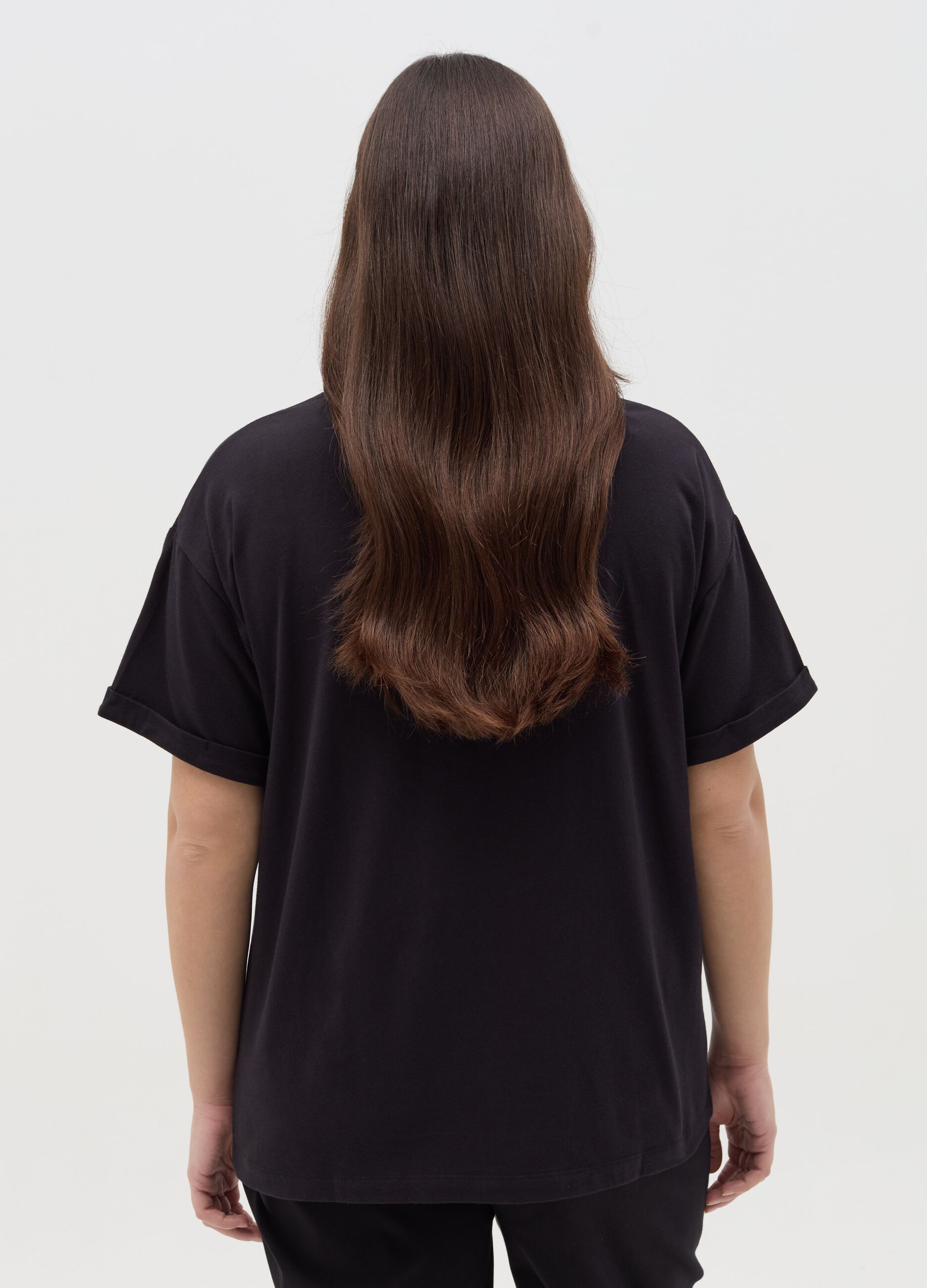 Curvy oversize T-shirt with appliqués