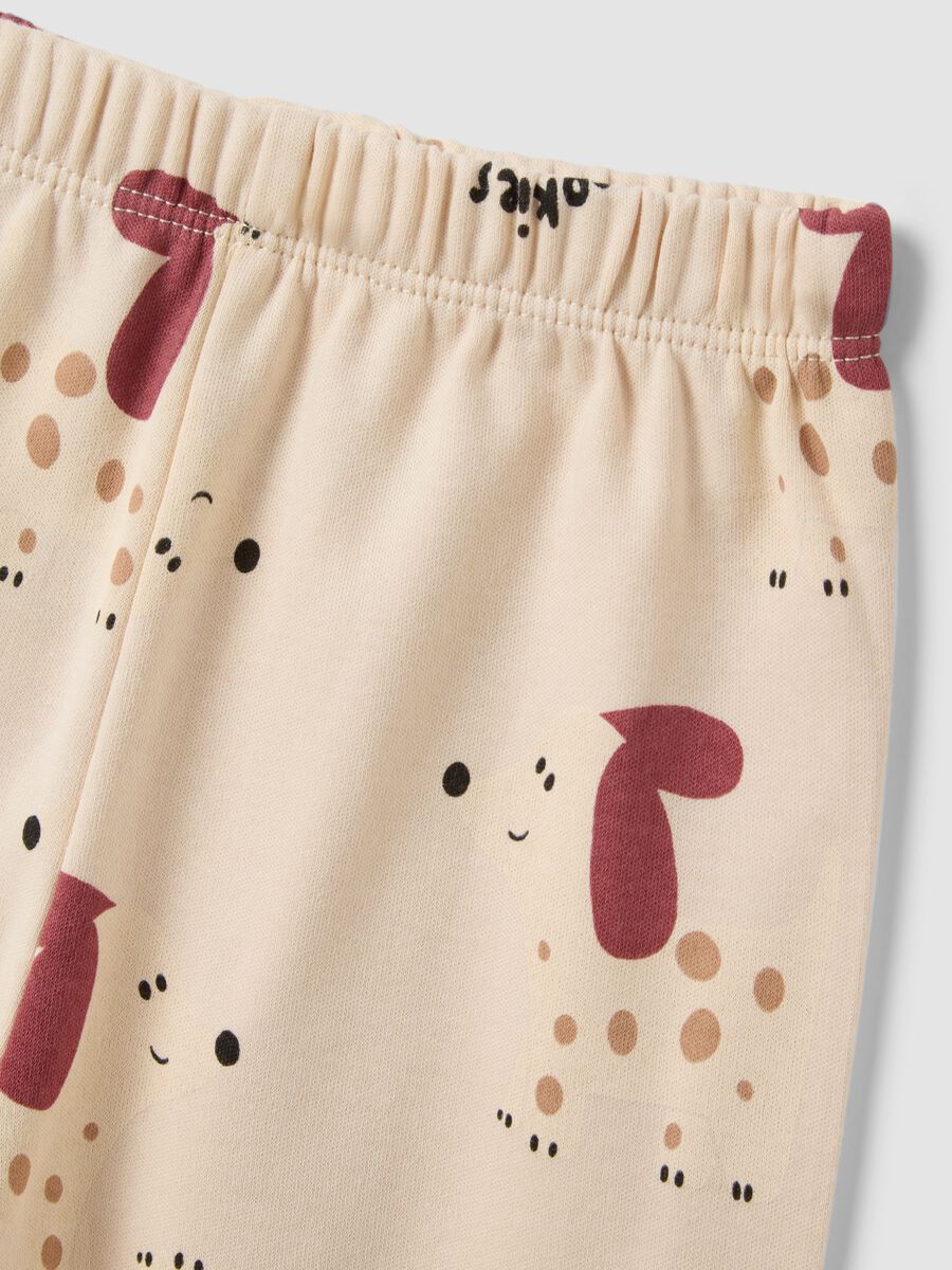 Pigiama beige in puro cotone organico con girocollo e fantasia per neonato_2