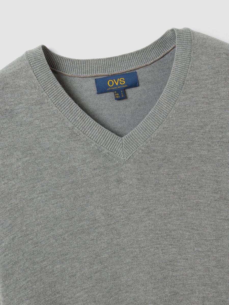 Grey viscose-blend V-neck jumper, regular fit_6